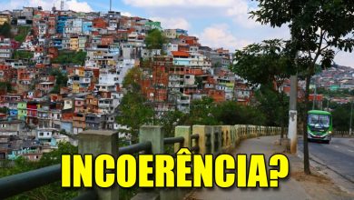 Imagem mostra o relevo acidentado da Brasilândia, Zona Norte de São Paulo, onde a Prefeitura estuda implantar o teleférico na Brasilândia como alternativa de mobilidade urbana. No canto direito, um ônibus circula em via asfaltada, enquanto ao fundo se destacam moradias construídas em áreas de encosta, reforçando o desafio logístico da região.