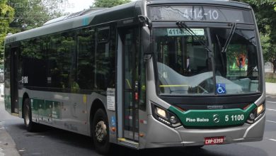 Ônibus da linha 4114/10 circulando na Zona Sul de SP, em trajeto gerenciado pela SPTrans.