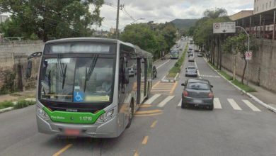 Ônibus da linha 8548/10 da SPTrans circulando em corredor exclusivo aos domingos.