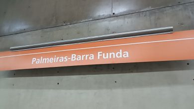 Placa da estação Palmeiras-Barra Funda de São Paulo