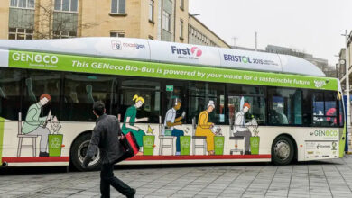 Ônibus GENeco Bio-Bus movido por resíduos para um futuro sustentável.
