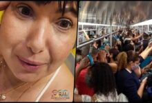 Montagem. À esquerda, Mariana Xavier com expressão de cansaço. À direita, um vagão de metrô rio lotado em horário de pico.